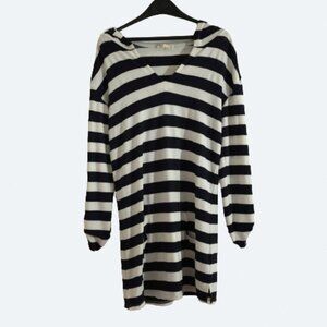 COPY - Akini nautical relaxed hoodie size S